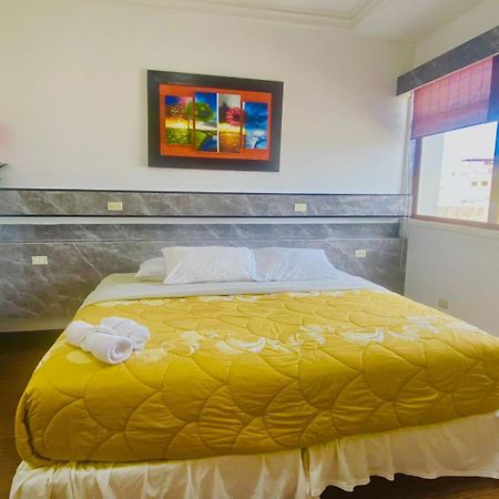 Hotel Los Algarrobos Puerto Baquerizo Moreno Extérieur photo