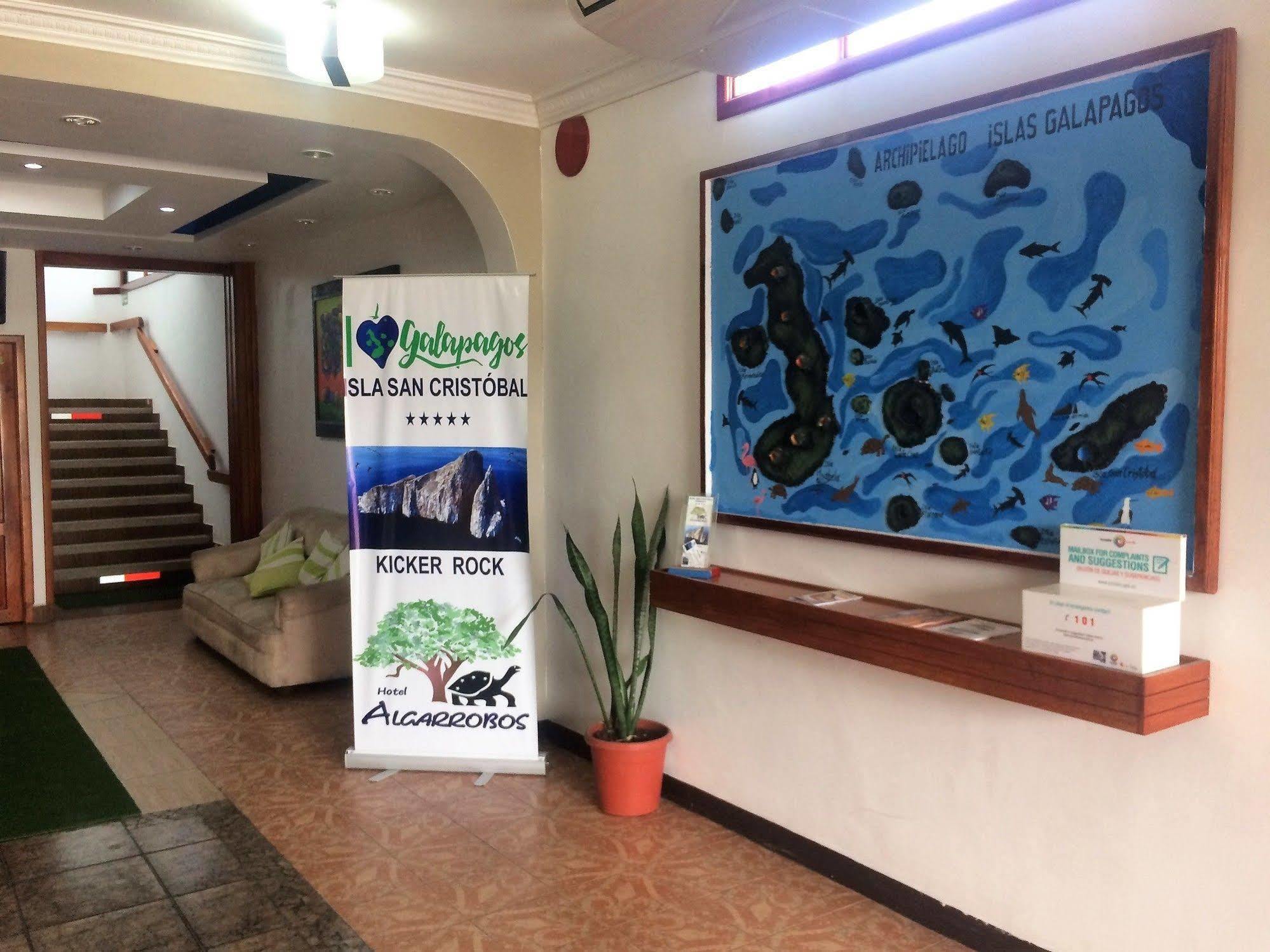 Hotel Los Algarrobos Puerto Baquerizo Moreno Extérieur photo