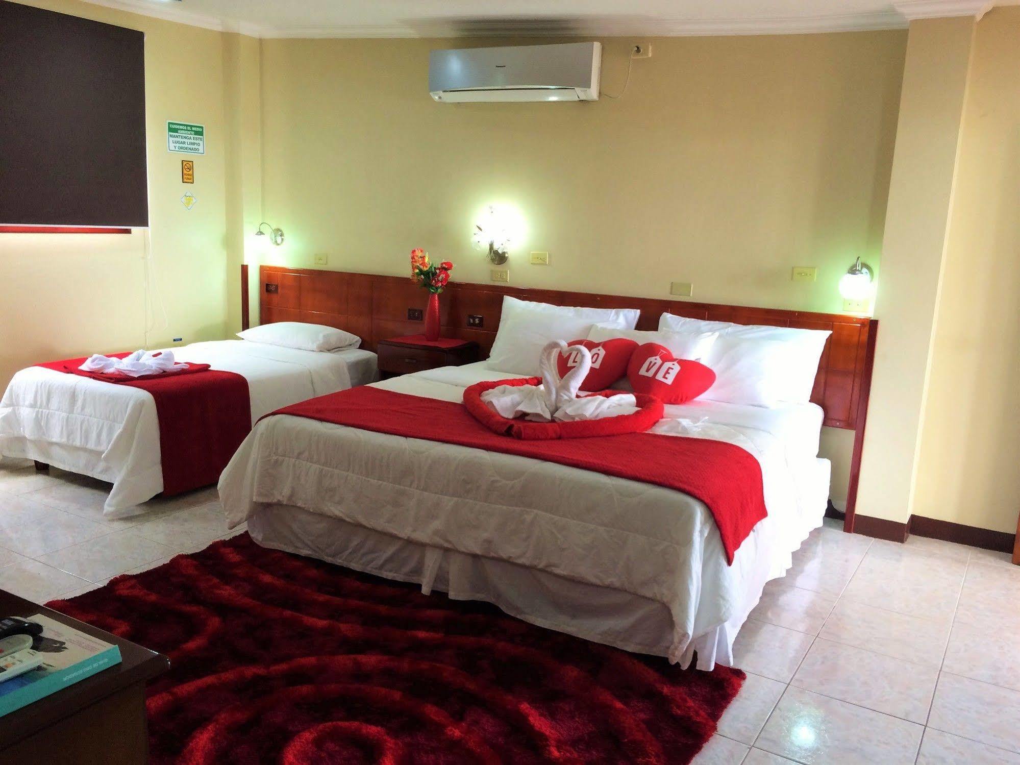 Hotel Los Algarrobos Puerto Baquerizo Moreno Extérieur photo